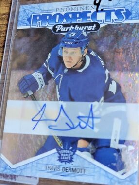 Parkhurst Travis Dermott Blue On-Card Autograph Hockey Card